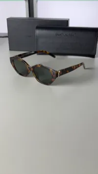 YSL - Sunglasses – Image 5