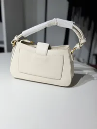 YSL - Shoulder Bag – Image 4