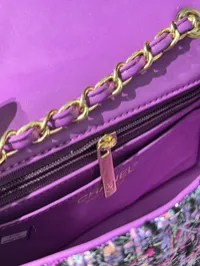 Chanel flap bag 2.55 – Image 17
