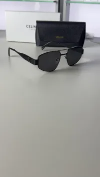 Celine - Metal Frame Black – Image 3