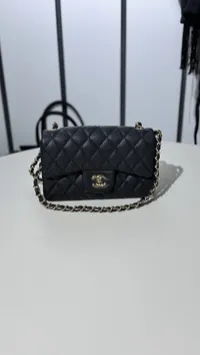 Chanel Classic Caviar Leather – Image 7