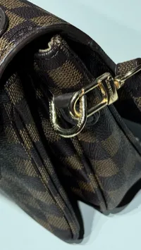 Louis Vuitton Pochette Metis – Image 4