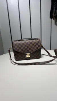 Louis Vuitton Pochette Metis – Image 3