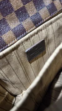 Louis Vuitton Pochette Metis – Image 11