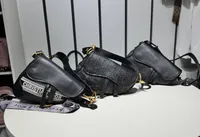 Dior Saddle Bag (black) – Image 1