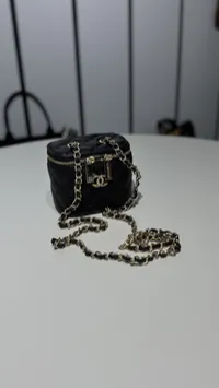 Chanel Mini Vanity  – Image 6