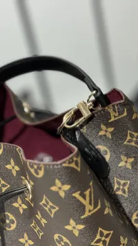 Louis Vuitton NeoNe MM Bucket Bag – Image 7