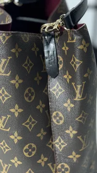 Louis Vuitton NeoNe MM Bucket Bag – Image 9