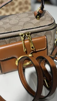 Coach Vanity Super Master with Package  – Image 5