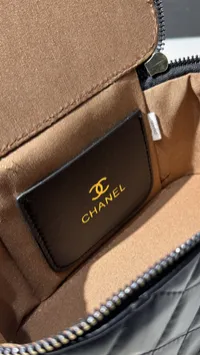 Chanel Kiss Lock Clutch Super Master with Package – Image 11
