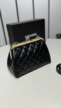 Chanel Kiss Lock Clutch Super Master with Package – Image 3