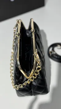 Chanel Kiss Lock Clutch Super Master with Package – Image 9