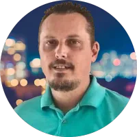 blog author image