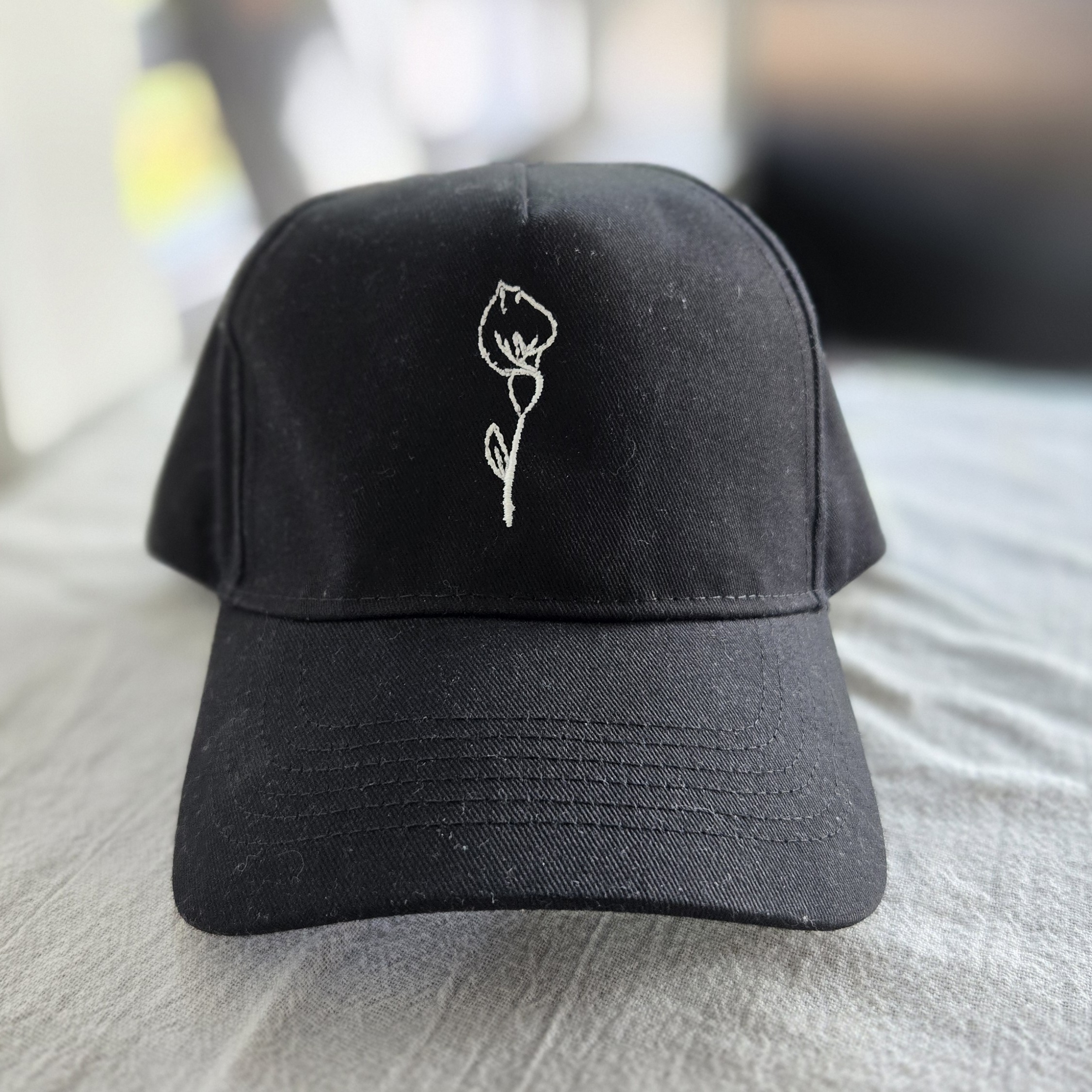 Arum Lily Hat – Image 1