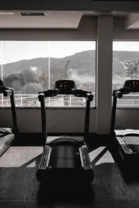 CardioMaster Treadmill – Image 1