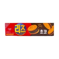 Ritz Chocolate Cream Sandwich Crackers (Korea) – Image 1