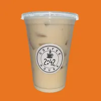 Iced Chai Tea Latte – Image 1