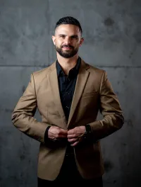 blog author image