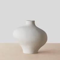 Handcrafted Ceramic Vase | Elegant White with Gold Detailing – Image 1