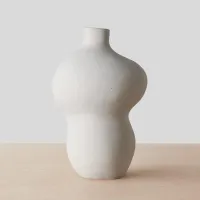 Handcrafted Ceramic Vase | Elegant White with Gold Detailing – Image 2