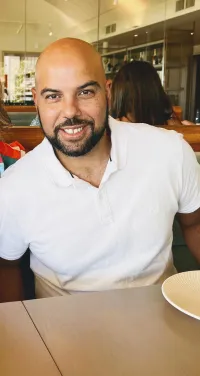 blog author image