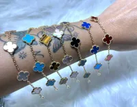 10KT & 18KT Gold Clover Bracelets – Image 1