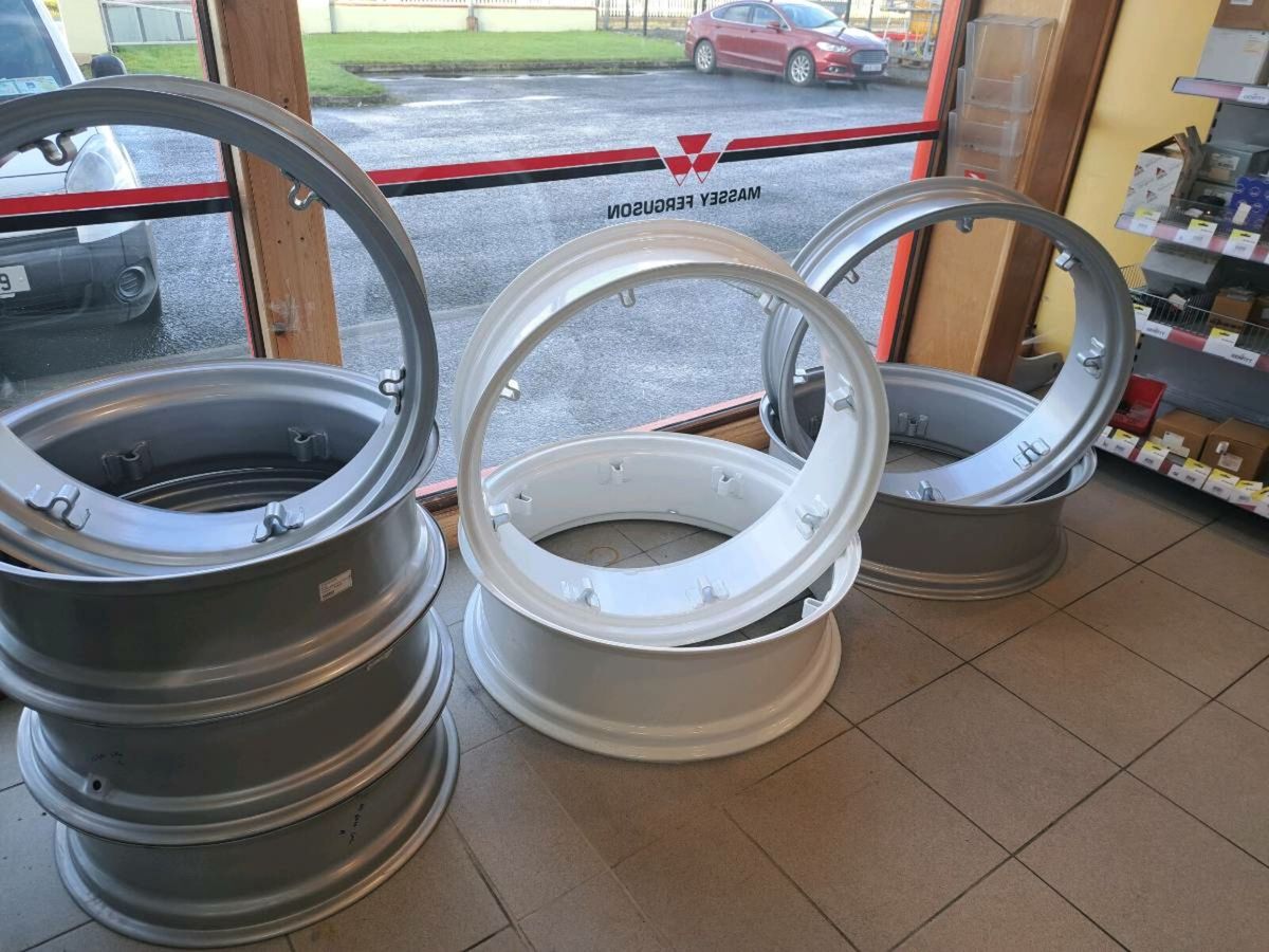 Ford and Massey Rims – Image 1