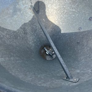 Jarmet Half Tonne Fully Galvanised Sower Hydraulic Control – Image 3