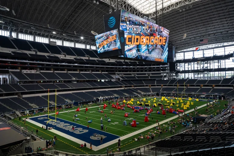 JEBBX Diamond Vision Jumbotron Screen Sponsor Spot – Image 3
