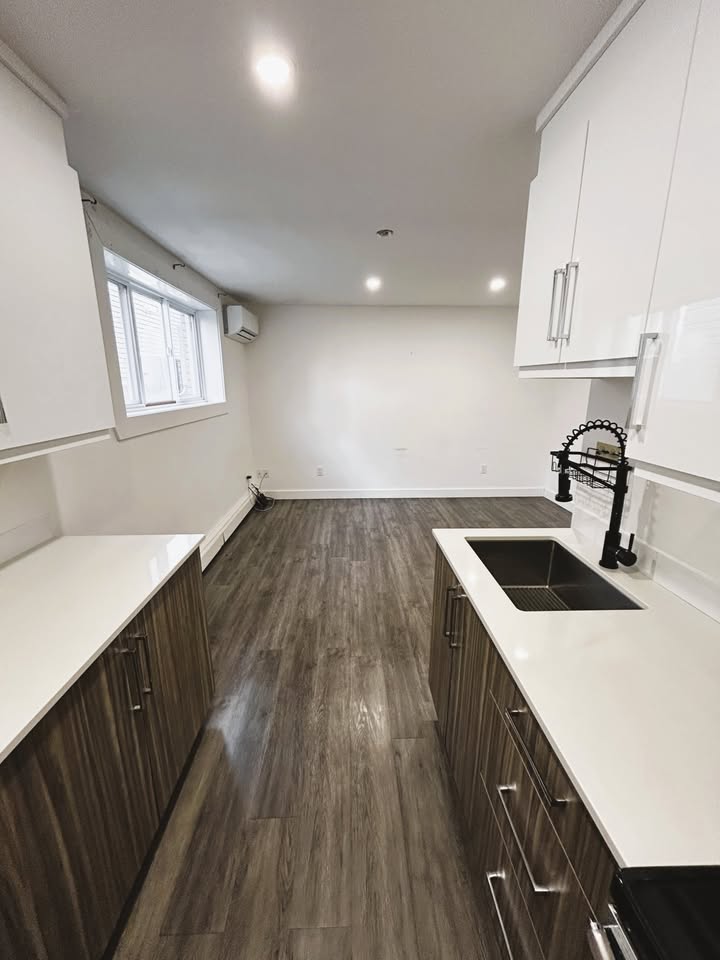 126 rue Bowen — Unité 6 — Studio – Image 1