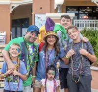 Bay Harbor Islands Night Market – Image 1
