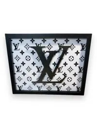 Louis Vuitton RGB Light Box – Glass
