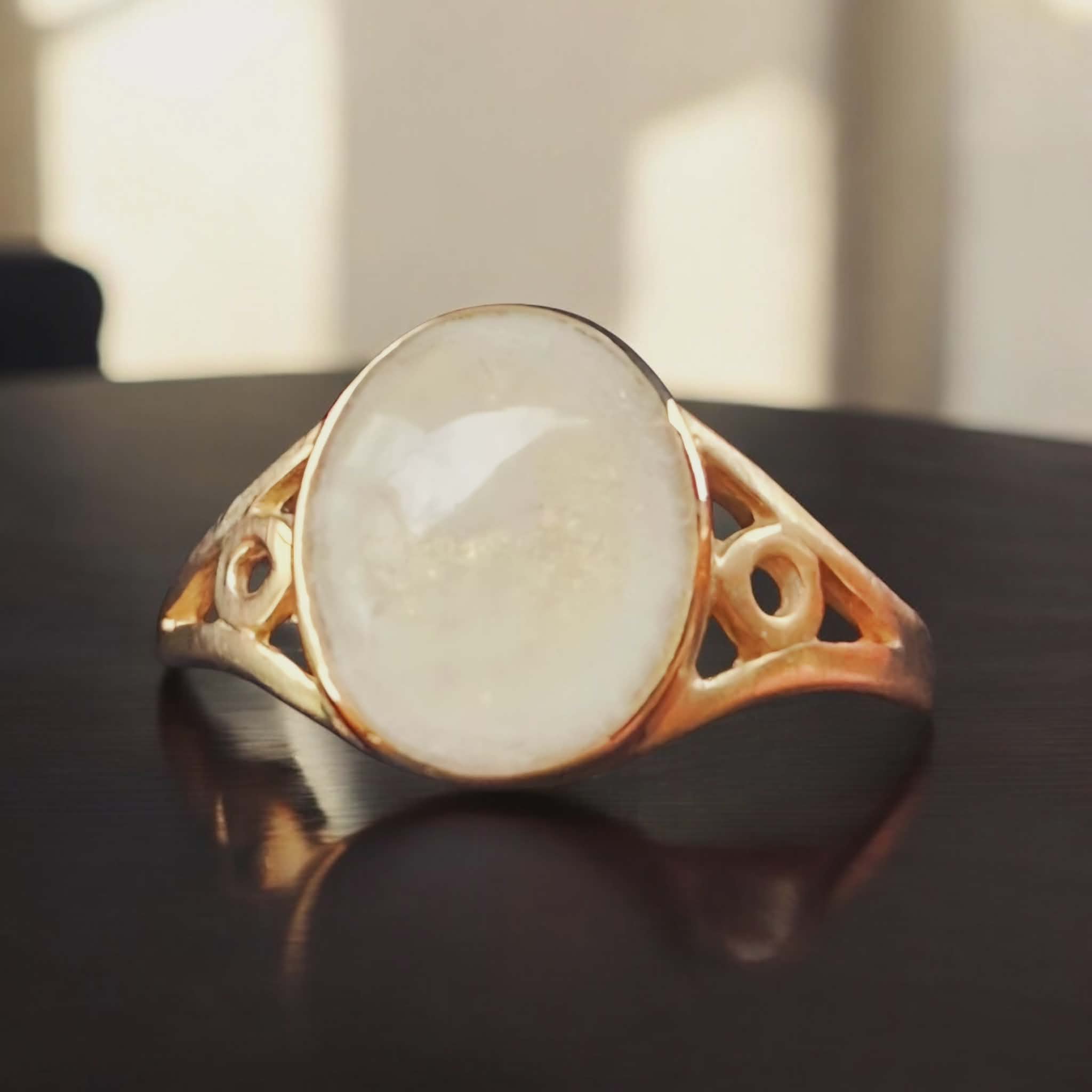 9ct Gold Filigree Ring Memorial – Image 1