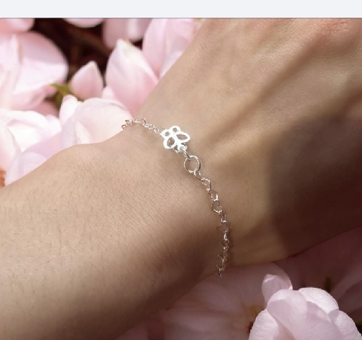 Permanent Sterling Silver Heart Bracelet – Image 1