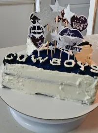 Dallas Cowboys Cake – Image 1