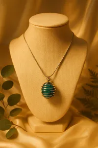 Turquoise Crystal Necklace – Image 3