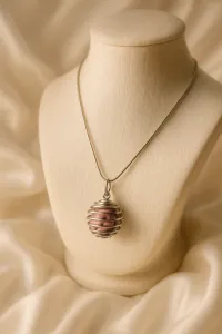 Rhodonite Crystal Necklace – Image 3