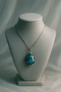  Labradorite Crystal Necklace – Image 3