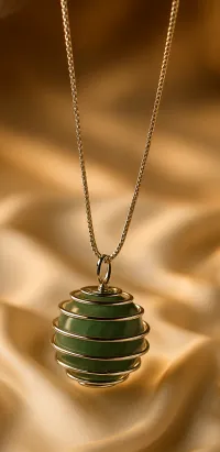 Green Aventurine Crystal Necklace – Image 2