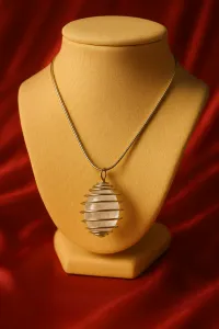 Clear Quartz Crystal Necklace – Image 3