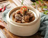 Diced Pork Ribs w/Black Bean Sauce 豉汁蒸排骨 (300g) D11 – Image 1