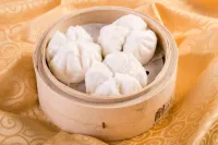 Chicken Buns 雞包仔 (10pcs) D19 – Image 1