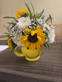 Make Me Smile Arrangement – Image 1