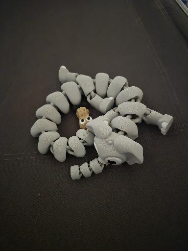 Large Elephant Dragon – Image 1