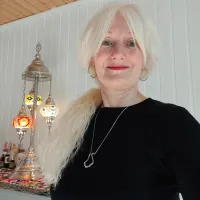 blog author image