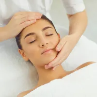 Pure Relax Facial – Image 1