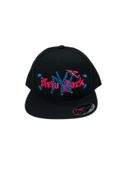 Black cap with pink – Image 1