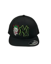 Black cap with green – Image 1