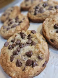 Oatmeal Chocolate Chip  – Image 1