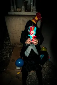 Payaso Plushie Keychain – Image 2